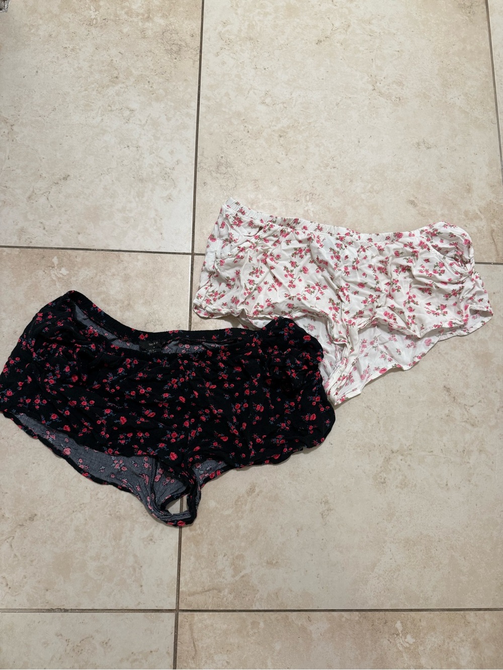 Floral Lace-Trim Boyshorts - Black & White